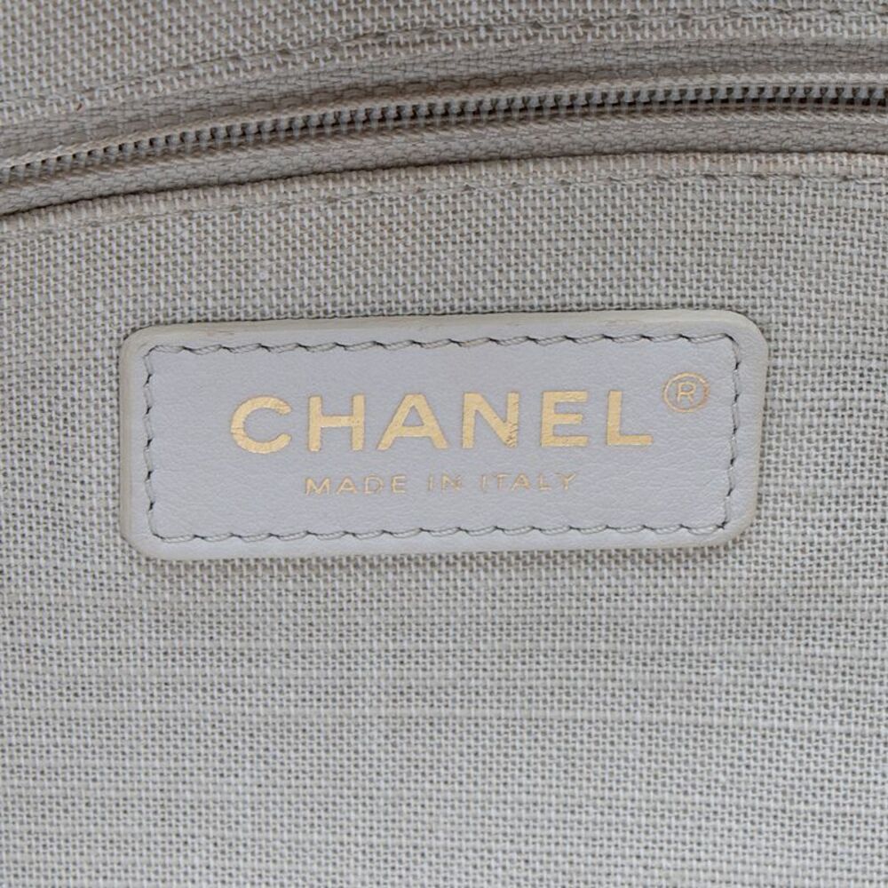 Chanel Mixed Fibers Deauville Small Tote - Picture 8 of 15